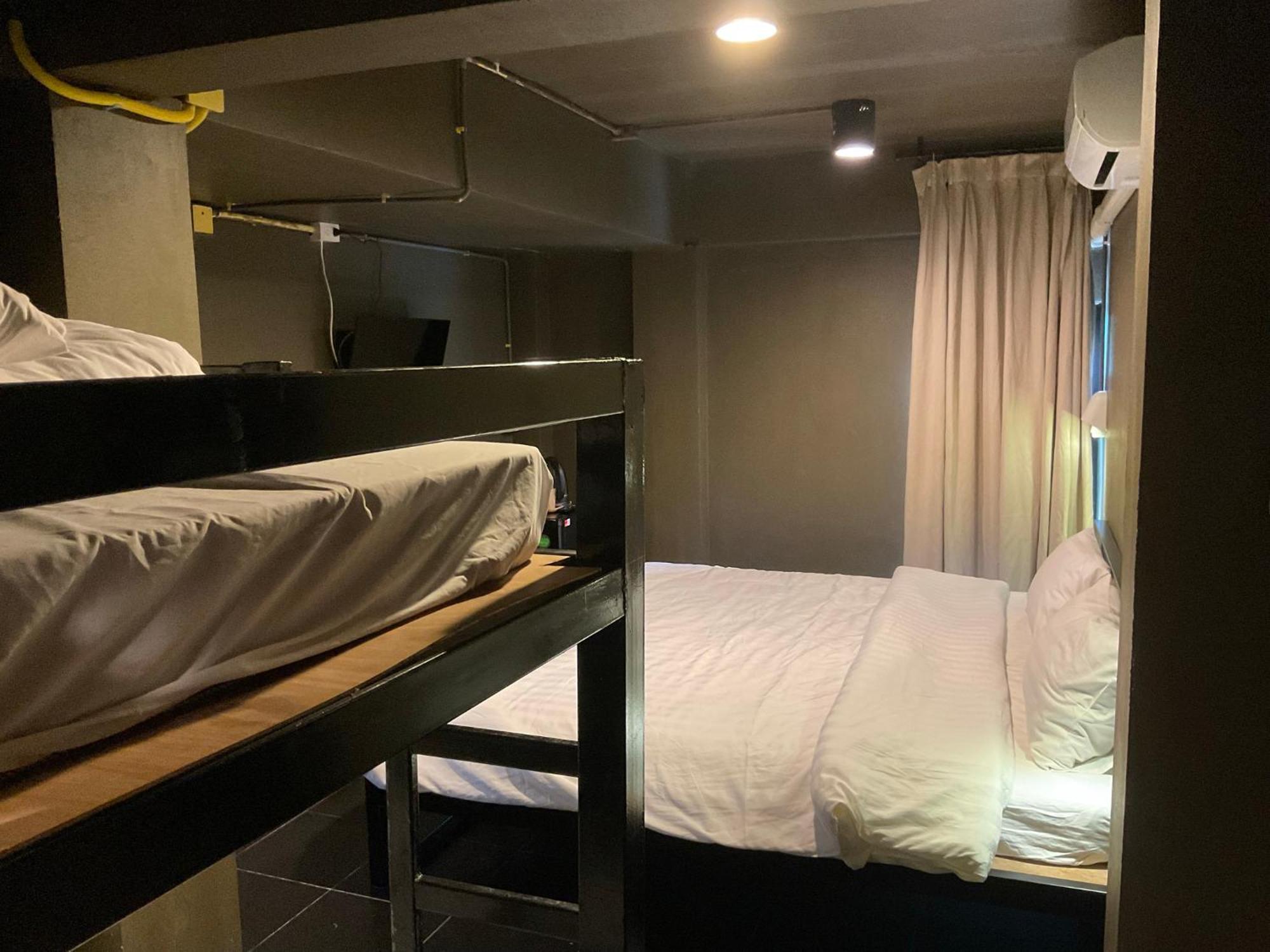 Capsule Hostel Chiangkhan Чанхан Экстерьер фото