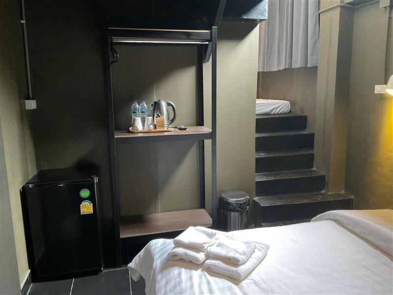 Capsule Hostel Chiangkhan Чанхан Экстерьер фото