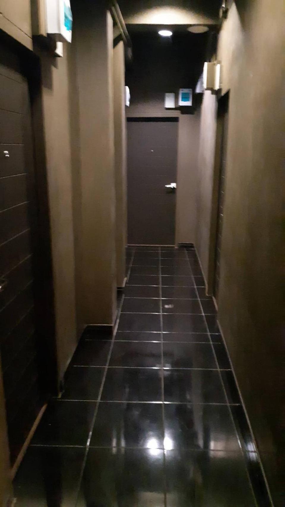 Capsule Hostel Chiangkhan Чанхан Экстерьер фото